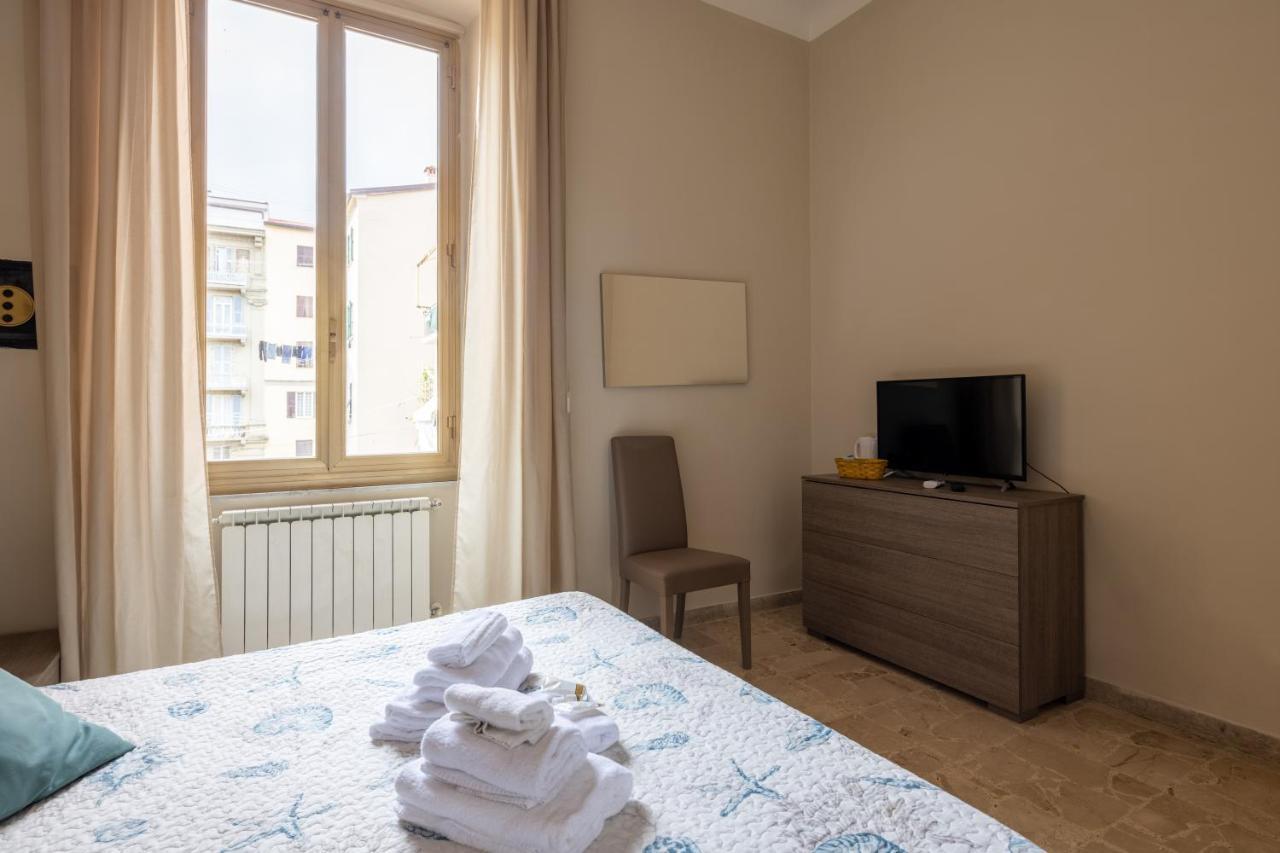 Blu Sea Rooms Специя Экстерьер фото